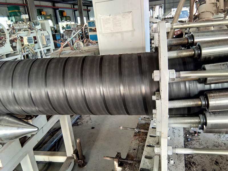 钢筋螺旋管挤出生产线 钢筋螺旋管挤出生产线